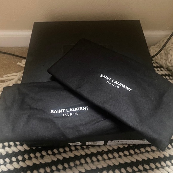 Saint Laurent Lou boot with emblem on heel (rare) - Picture 8 of 9